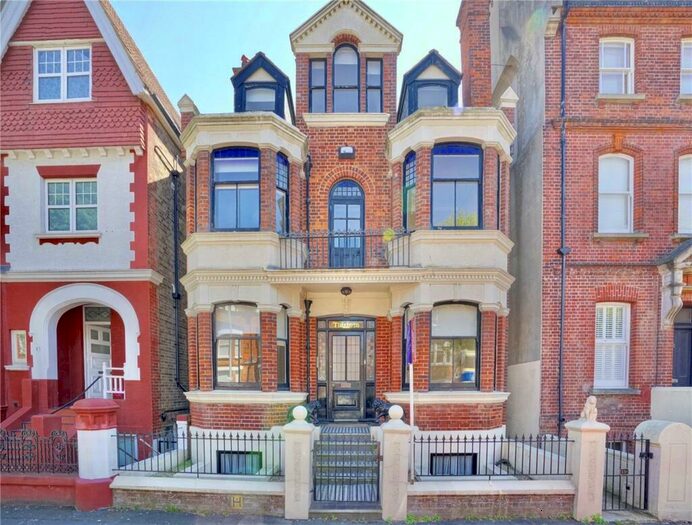 2 Bedroom Apartment To Rent In Sackville Road, Hove, East Sussex, BN3