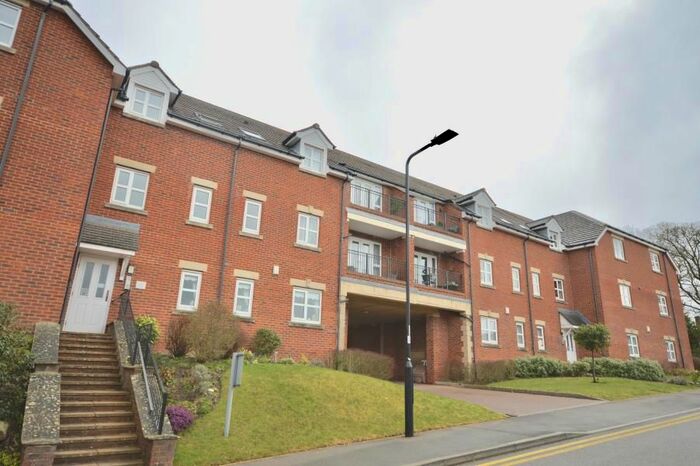 3 Bedroom Flat To Rent In St Francis Close, Crosspool, S10