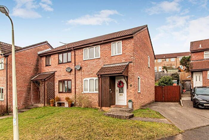 3 Bedroom End Of Terrace House For Sale In Llys Garth, Llantwit Fardre, Pontypridd, CF38