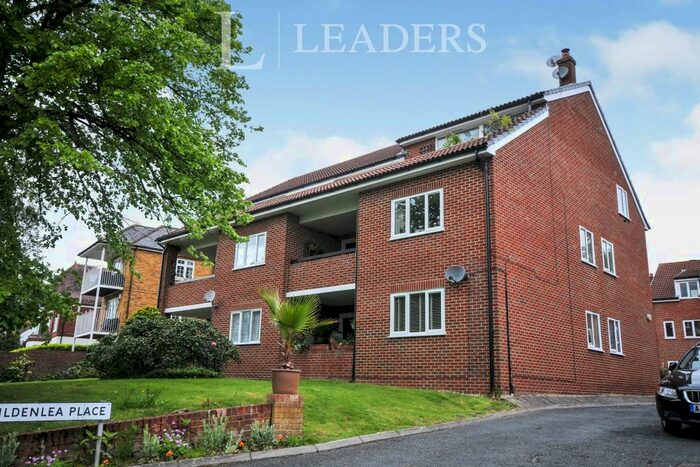 3 Bedroom Apartment To Rent In Hildenlea Place, Shortlands, BR2