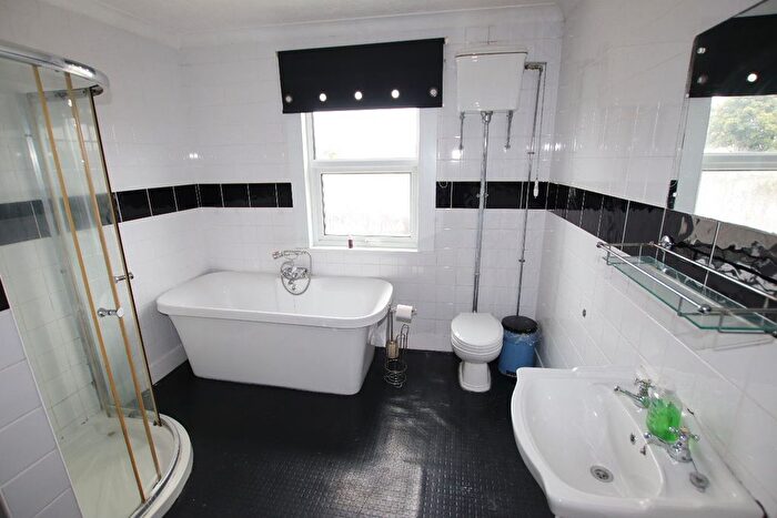 2 Bedroom Terraced House For Sale In Dudley Road, Clacton On Sea, CO15
