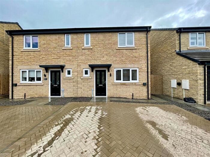 3 Bedroom Semi Detached House For Sale In Azalea Drive, Hurworth Moor, Darlington, DL2