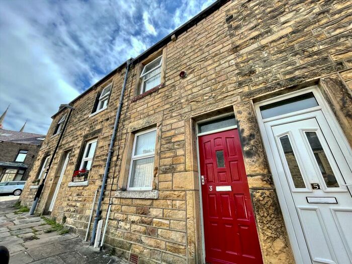 2 Bedroom House To Rent In Dundee Street, Lancaster, LA1