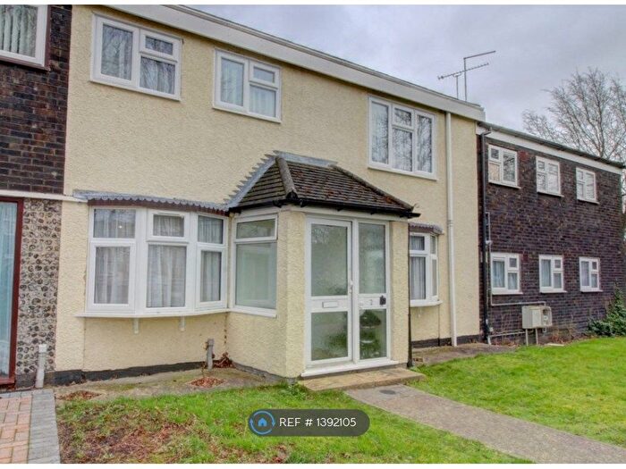 2 Bedroom Terraced House To Rent In Neville Shaw, Basildon, SS14