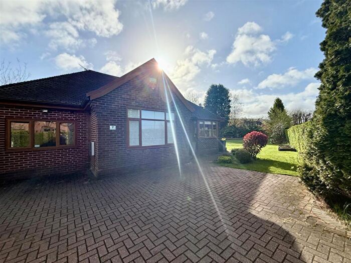 4 Bedroom Detached Bungalow For Sale In Thornley Crescent, Grotton, Oldham, OL4