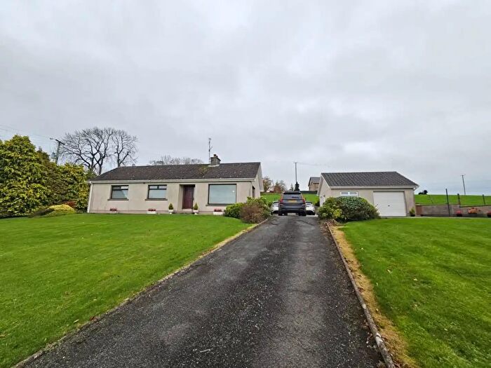 3 Bedroom Detached Bungalows For Sale In Beechgrove, Gowdystown Road, Dromore, BT25