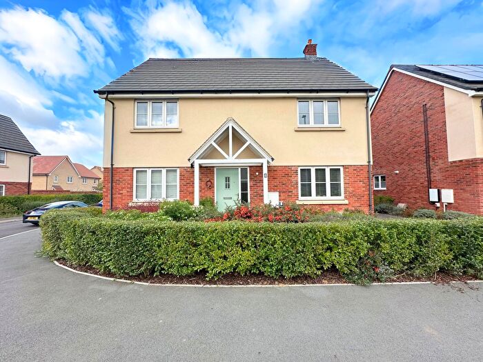 4 Bedroom Detached House For Sale In Samworth Close, Balsham, Cambridge, CB21