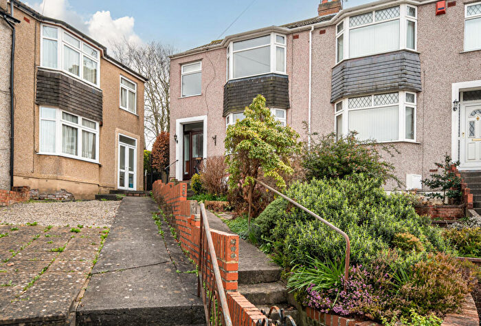 3 Bedroom End Of Terrace House For Sale In Collingwood Avenue, Bristol, South Gloucestershire, BS15
