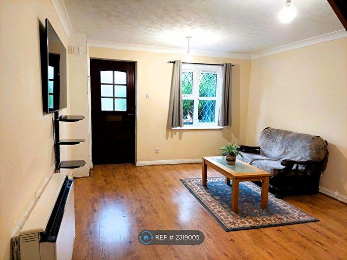 2 Bedroom Terraced House To Rent In Chancellor Gardens, South Croydon, CR2