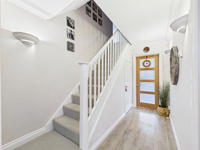 4 Bedroom Detached House For Sale In Mallard Way, Aldermaston, RG7