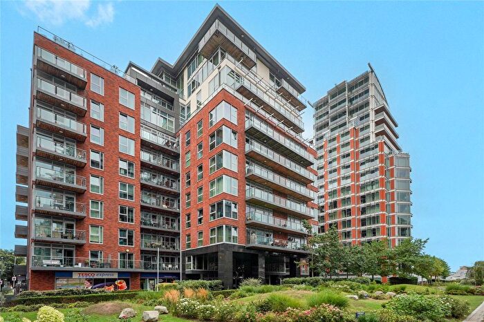2 Bedroom Flat For Sale In Spinnaker House, Battersea, SW18