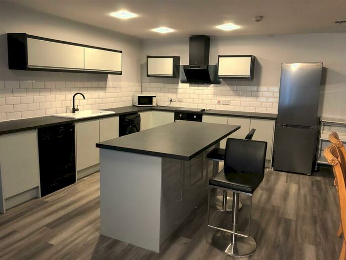 3 Bedroom Apartment To Rent In Ahlux Court, Millwright Street, Leeds, West Yorkshire, LS2