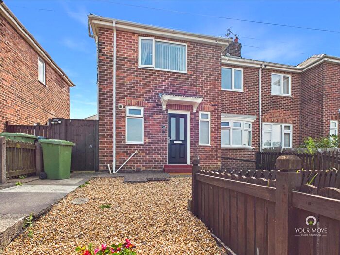2 Bedroom End Of Terrace House For Sale In Rosslyn Avenue, Sunderland, Tyne And Wear, SR2