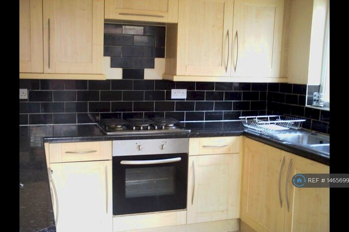 7 Bedroom Terraced House To Rent In Denham Road, Sheffield, S11