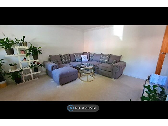 2 Bedroom Flat To Rent In Duncan Place, Chelmsford, CM2