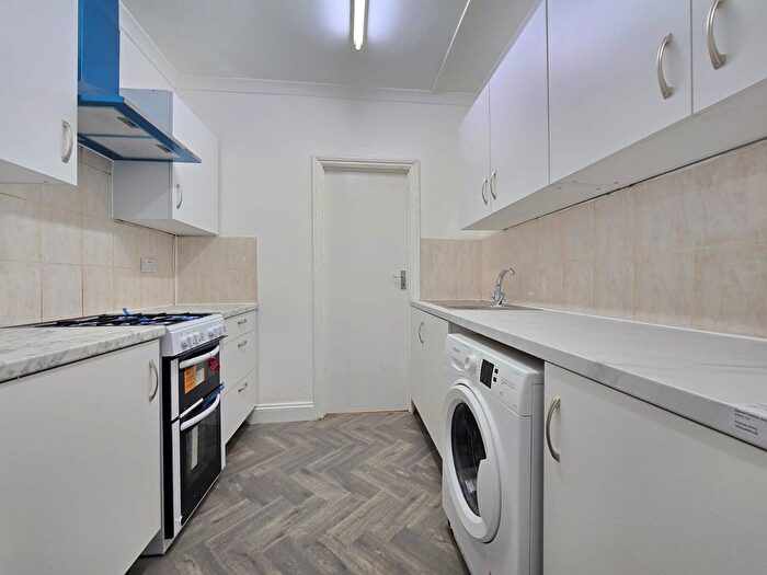 1 Bedroom Terraced House To Rent In Danehurst Gardens, Redbridge, London, IG4