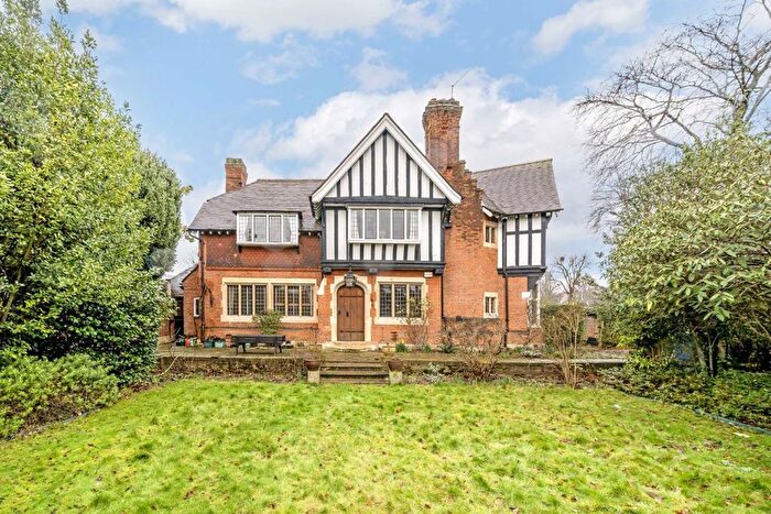 6 Bedroom Property For Sale In Blakesley Avenue, Ealing, W5