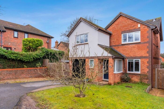 4 Bedroom Detached House For Sale In Broadmeadow Ride, St Ippolyts, Hitchin, SG4