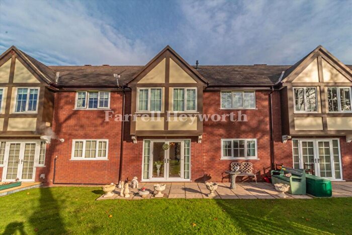 2 Bedroom Flat For Sale In Hollybank Boys Lane, Fulwood, Preston, PR2