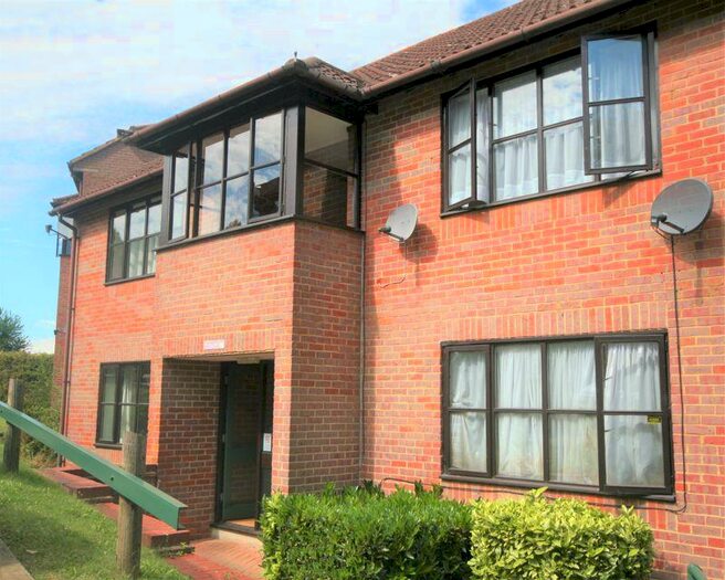 1 Bedroom Apartment To Rent In Stoney Grove, Chesham, HP5