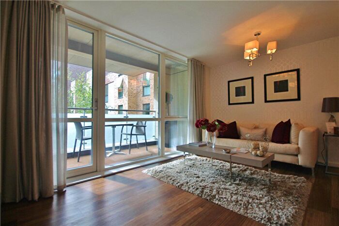 2 Bedroom Flat To Rent In Bollo Bridge Road, London, W3