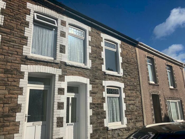 2 Bedroom House To Rent In Old Road, Skewen, Neath, SA10