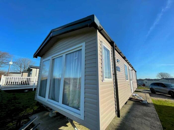 2 Bedroom Caravan For Sale In Lufflands, Sutcombe, EX22