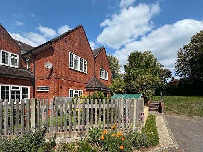 2 Bedroom Flat To Rent In Ivy Lodge, Southampton, SO16
