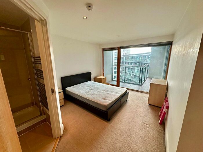 2 Bedroom Property To Rent In La Salle Chadwick Street, Leeds, LS10