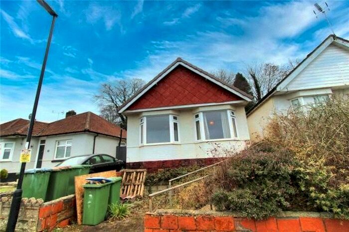 2 Bedroom Bungalow To Rent In Lytham Road, Southampton, Hampshire, SO18
