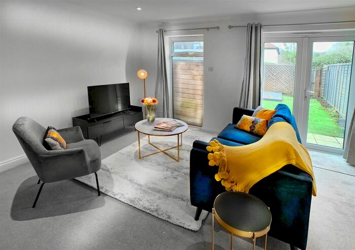 2 Bedroom Property To Rent In Kinglake Court, Woking, GU21