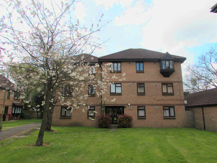 1 Bedroom Flat To Rent In Vicarage Way, Colnbrook, Slough SL3