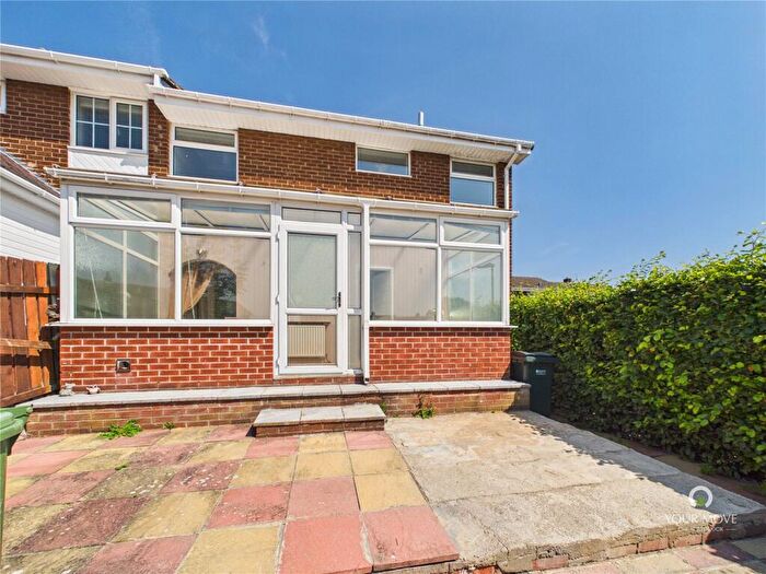 3 Bedroom Semi Detached House For Sale In Thornfield Place, Rowlands Gill, Tyne And Wear, NE39