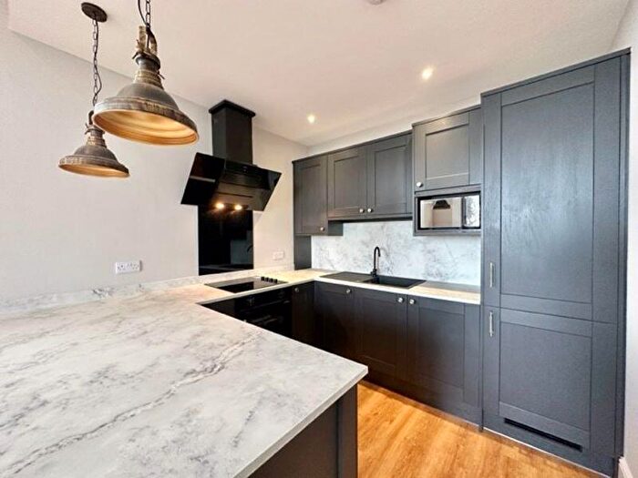 2 Bedroom Apartment To Rent In The Promenade, Southport, PR9