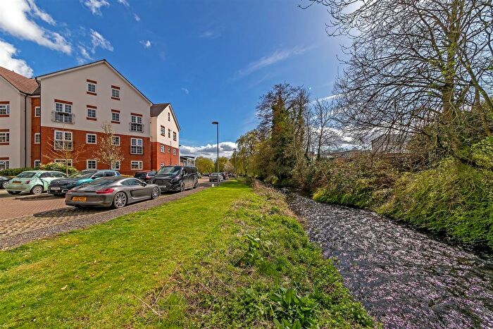 1 Bedroom Flat To Rent In Millstone Way, Harpenden, AL5