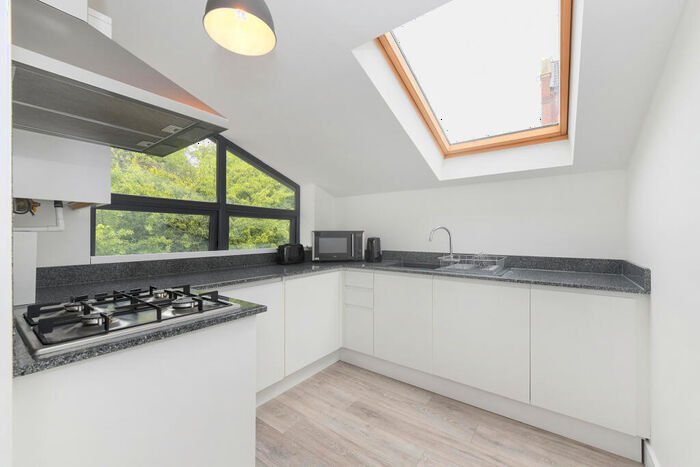 2 Bedroom Apartment To Rent In Ludlow Hill Road, West Bridgford, NG2