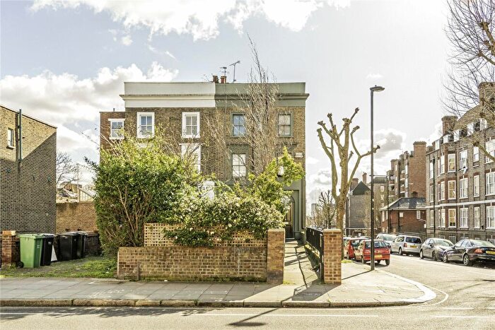1 Bedroom End Of Terrace House To Rent In Leighton Road, Kentish Town, NW5