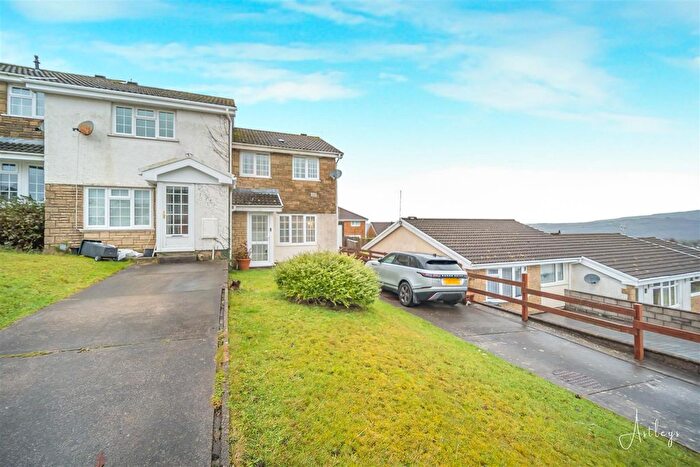 2 Bedroom Semi-Detached House For Sale In Ridgewood Gardens, Cimla, Neath, SA11