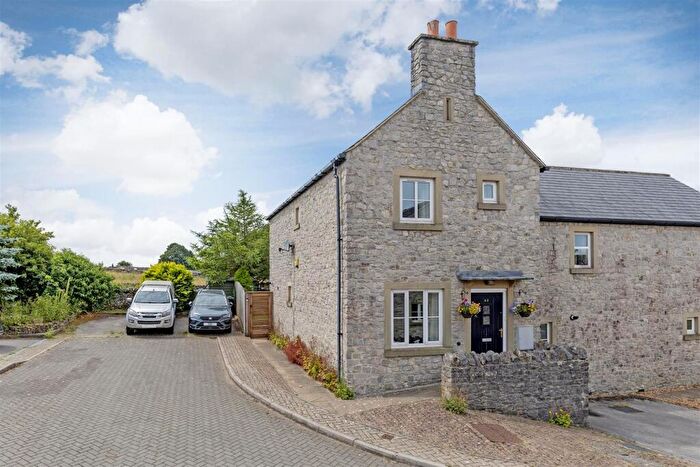 2 Bedroom Semi-Detached House For Sale In Chantry Lane, Tideswell, Buxton, SK17