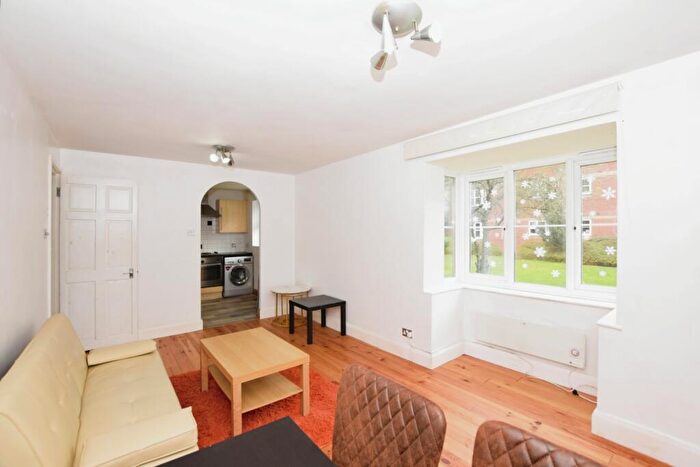 1 Bedroom Flat To Rent In Stubbs Drive London, SE16
