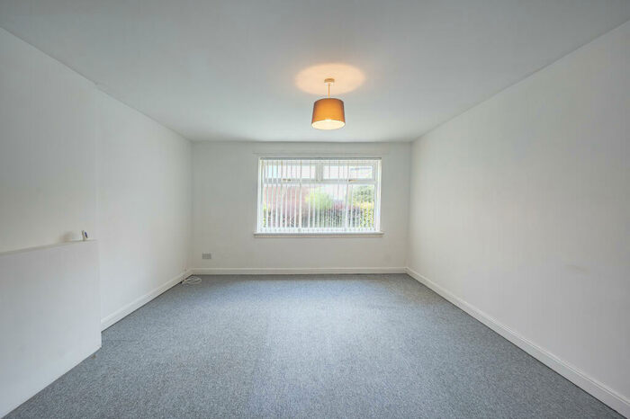 2 Bedroom Flat For Sale In H Balmalloch Road, Kilsyth, G65