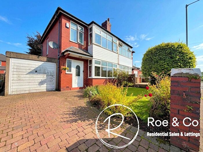 3 Bedroom Semi-Detached House For Sale In Forester Hill Avenue, Bolton, BL3