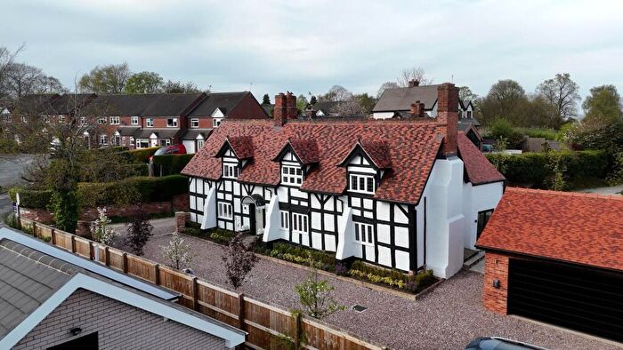 4 Bedroom Property For Sale In Dingle Lane, Sandbach, CW11