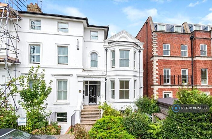 2 Bedroom Flat To Rent In Widmore Road, Bromley, BR1