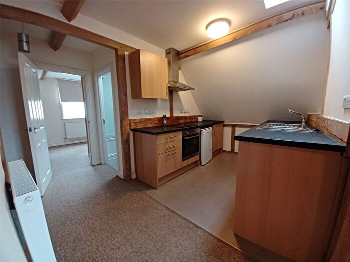 1 Bedroom Flat To Rent In Bury Street, Abingdon, Oxfordshire, OX14