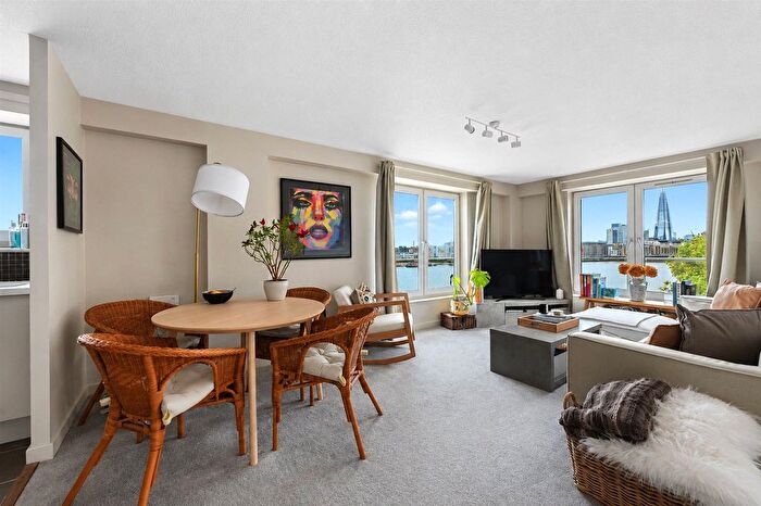 1 Bedroom Flat To Rent In Orient Wharf, Wapping High Street, London, E1W
