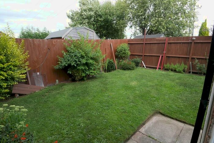 1 Bedroom Apartment To Rent In Fairway Road South, Shepshed, LE12