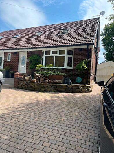 3 Bedroom Semi Detached Bungalow For Sale In Lever Park Avenue, Bolton, BL6