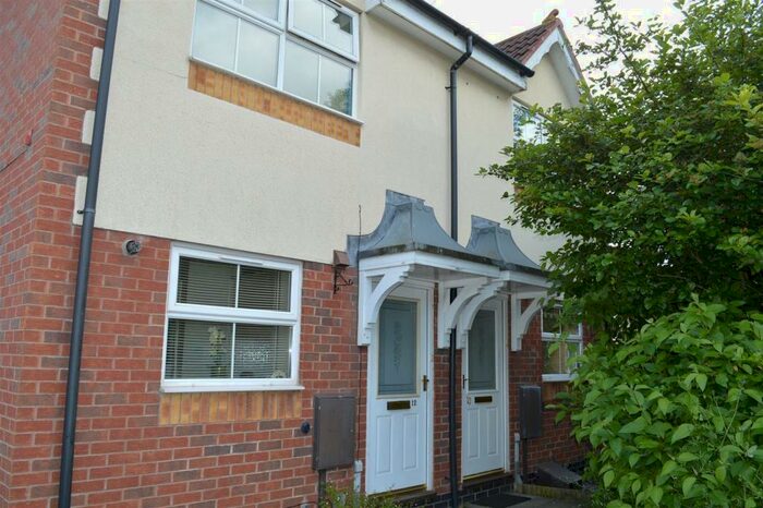 2 Bedroom End Of Terrace House To Rent In Bayliss Avenue, Longford, Coventry, CV6