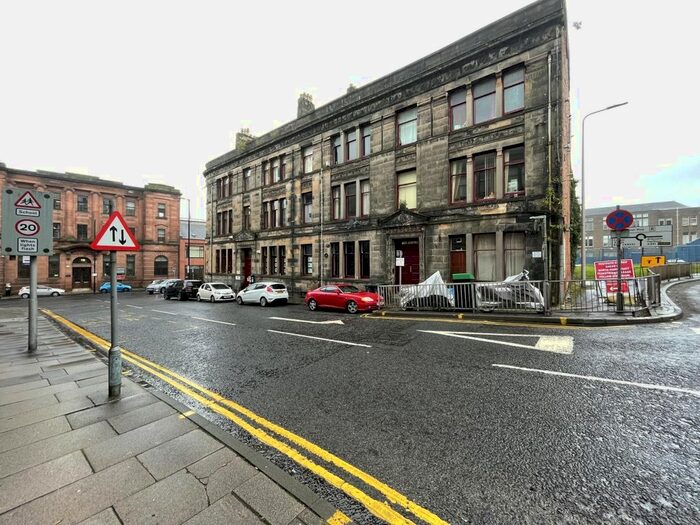 2 Bedroom Flat To Rent In Victoria Road, Dundee, DD1